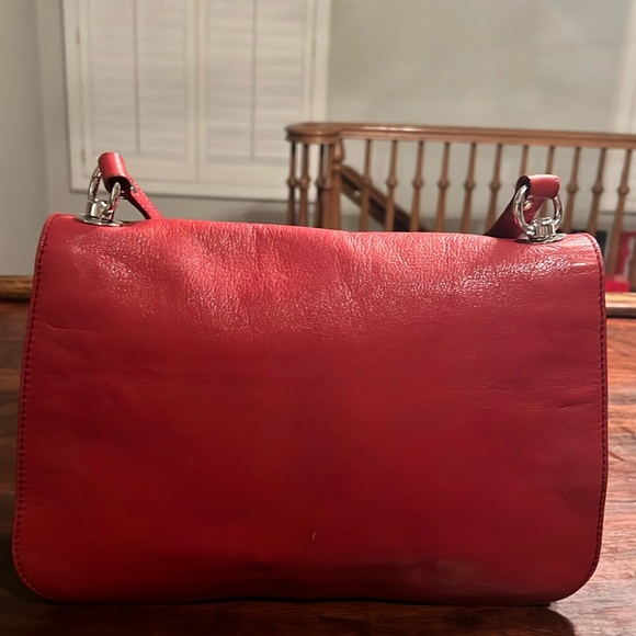 GUCCI x TOM FORD Blondie Calfskin Flap Siren Red Shoulder Bag - Picture 2 of 16